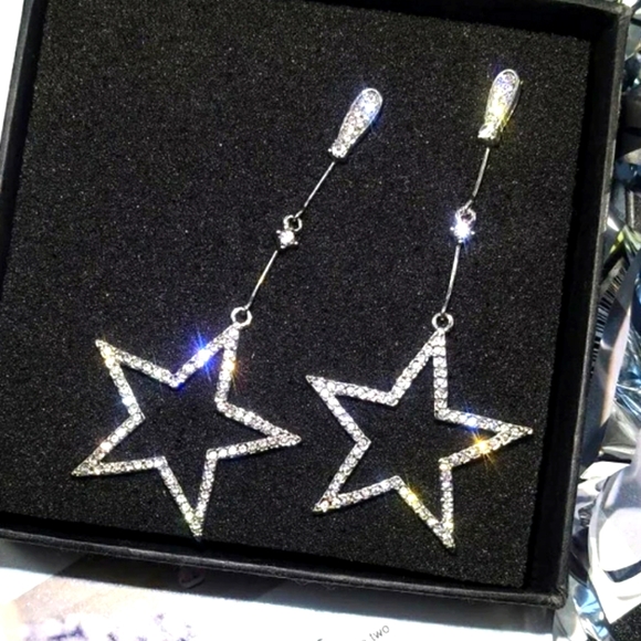 Star Rhinestone Earrings - Picture 3 of 3